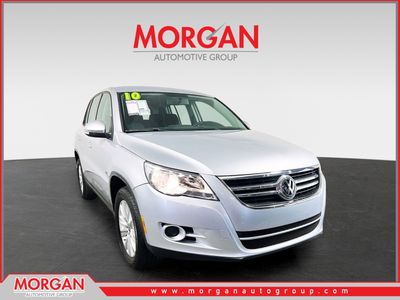 2010 Volkswagen Tiguan - Photo 1