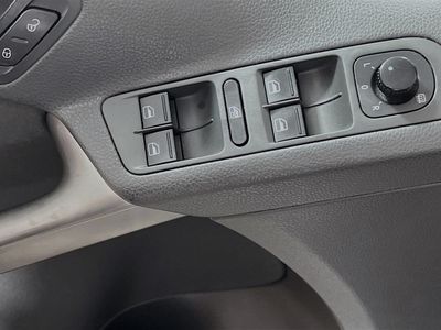 2010 Volkswagen Tiguan - Photo 14