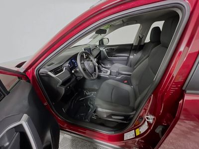 2025 Toyota RAV4 Hybrid - Photo 12