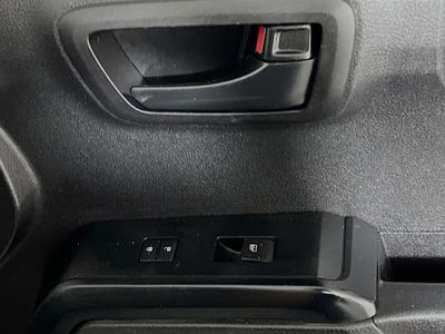 2021 Toyota Tacoma - Photo 28