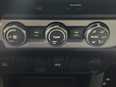 2021 Toyota Tacoma - Photo 22