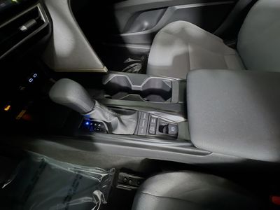 2025 Toyota Camry - Photo 22