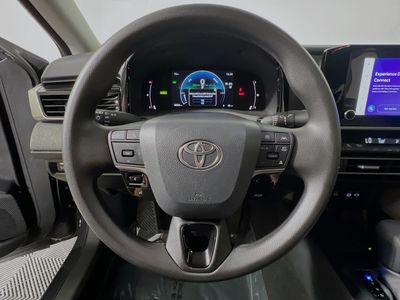 2025 Toyota Camry - Photo 15