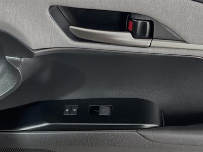 2025 Toyota Camry - Photo 29