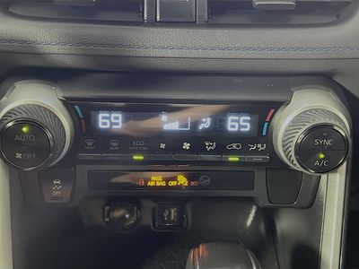 2024 Toyota RAV4 Hybrid - Photo 23