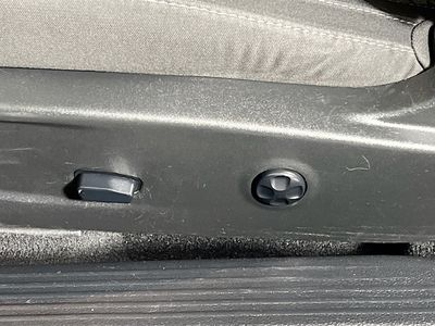2019 Dodge Challenger - Photo 13