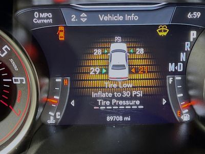 2019 Dodge Challenger - Photo 19