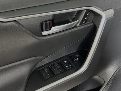 2021 Toyota RAV4 Hybrid - Photo 14