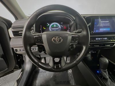 2025 Toyota Camry - Photo 15