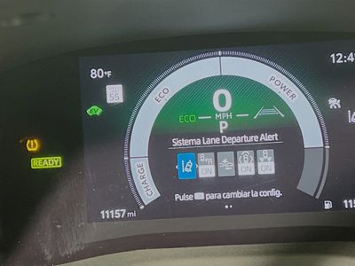 2025 Toyota Camry - Photo 19