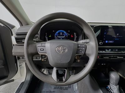 2025 Toyota Camry — photo 15 view