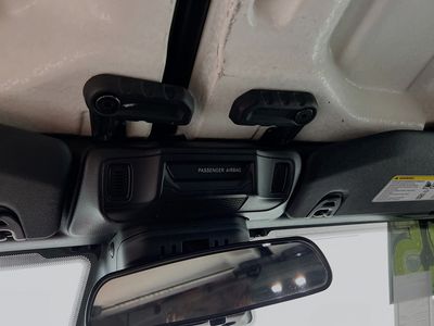 2025 Jeep Wrangler - Photo 18
