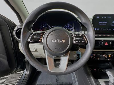2022 Kia Forte - Photo 14
