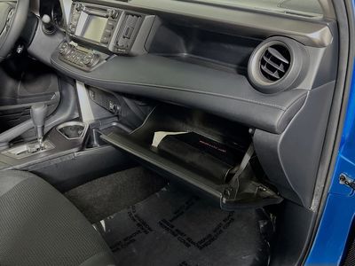 2018 Toyota RAV4 - Photo 32
