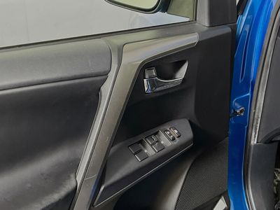 2018 Toyota RAV4 - Photo 14
