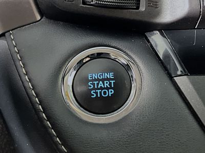 2018 Toyota RAV4 - Photo 20
