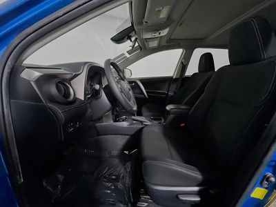 2018 Toyota RAV4 - Photo 12