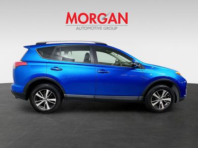 2018 Toyota RAV4 - Photo 2