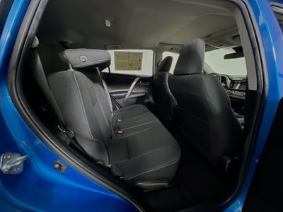 2018 Toyota RAV4 - Photo 30