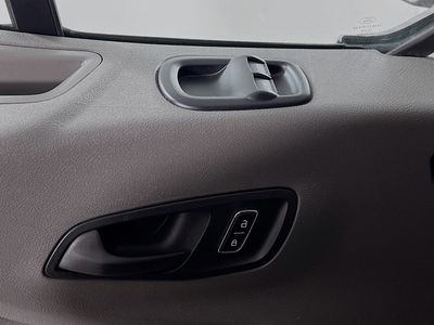 2023 Ford Transit-350 - Photo 13