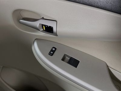 2011 Toyota Corolla - Photo 26