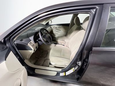 2011 Toyota Corolla - Photo 12