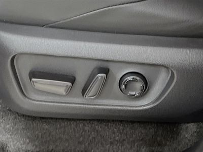 2026 Toyota 4Runner i-FORCE MAX Hybrid - Photo 13