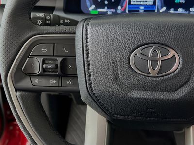 2026 Toyota 4Runner i-FORCE MAX Hybrid - Photo 16