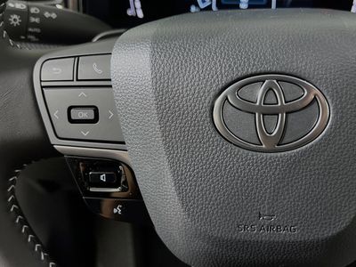 2026 Toyota Camry - Photo 16