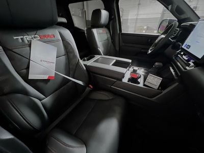 2026 Toyota Tundra Hybrid - Photo 27