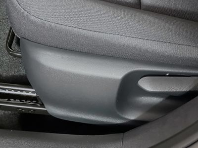 2026 Toyota Corolla - Photo 13