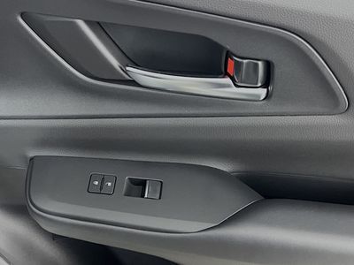 2026 Toyota Prius Plug-In Hybrid - Photo 29