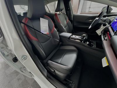 2026 Toyota Prius Plug-In Hybrid - Photo 28