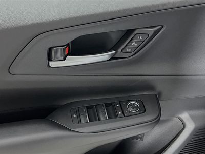 2026 Toyota Prius Plug-In Hybrid - Photo 14