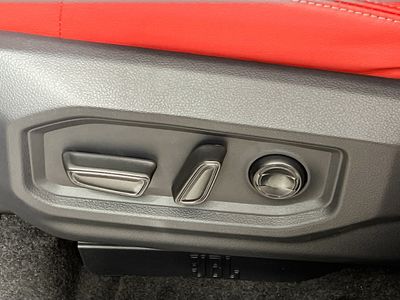 2026 Toyota Tundra Hybrid - Photo 12