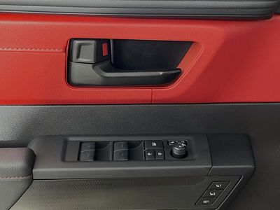 2026 Toyota Tundra Hybrid - Photo 13