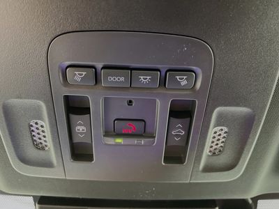 2026 Toyota Camry - Photo 18
