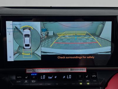 2026 Toyota Camry - Photo 25