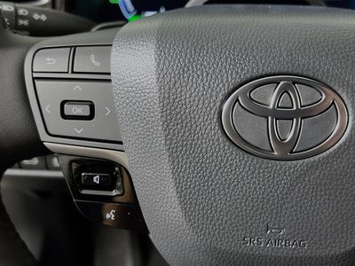 2026 Toyota Camry - Photo 16