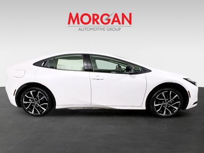 2026 Toyota Prius Plug-In Hybrid - Photo 2