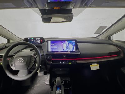 2025 Toyota Prius Plug-In Hybrid - Photo 27