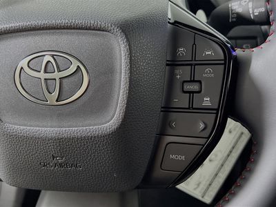 2026 Toyota Prius Plug-In Hybrid - Photo 17