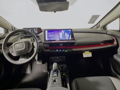 2026 Toyota Prius Plug-In Hybrid - Photo 27