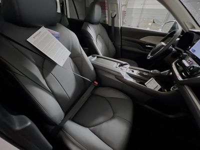 2026 Toyota Grand Highlander - Photo 27