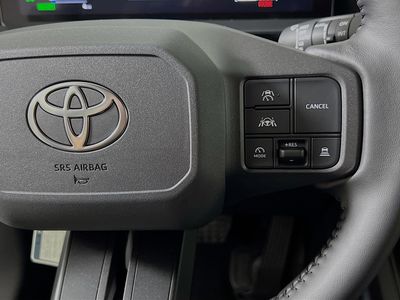 2026 Toyota RAV4 Plug-In Hybrid - Photo 17