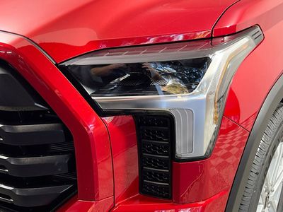 2026 Toyota Tundra — photo 8 view