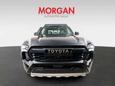 2025 Toyota Tacoma Hybrid - Photo 8
