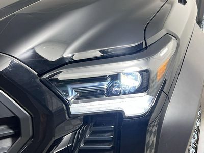 2025 Toyota Tacoma Hybrid - Photo 9