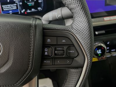 2025 Toyota Tacoma Hybrid - Photo 17