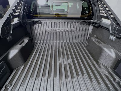 2025 Toyota Tacoma Hybrid - Photo 31